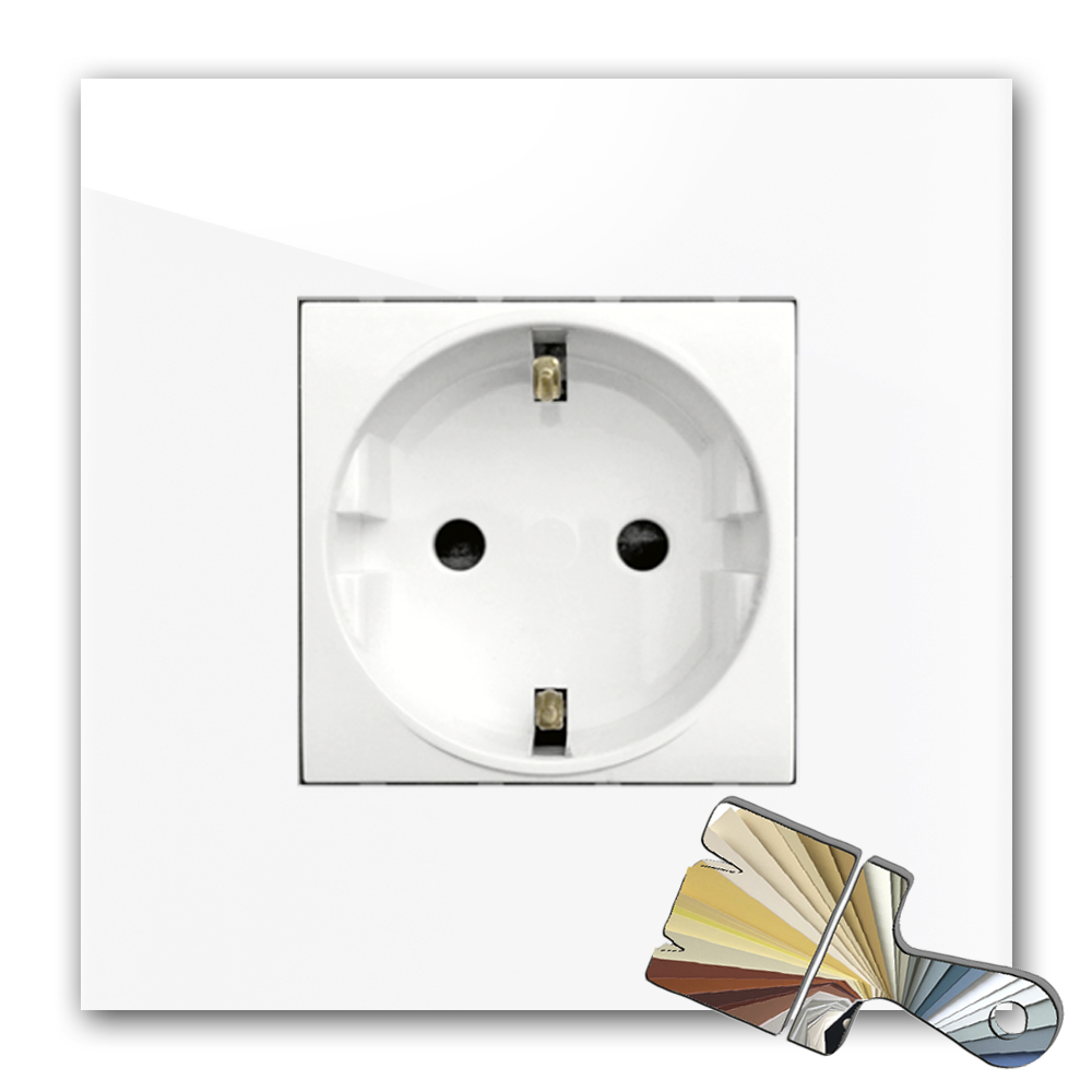 Steckdose in RAL Wunschfarbe. MAXIM