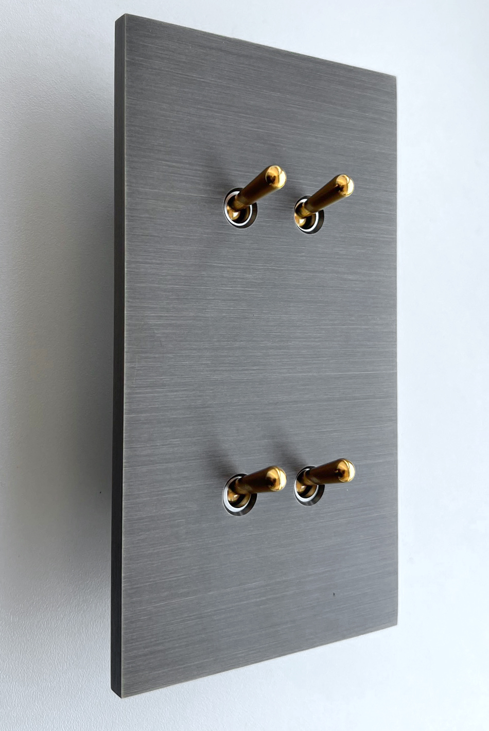 Retroschalter Antique Bronze NINA 4-fach 230V