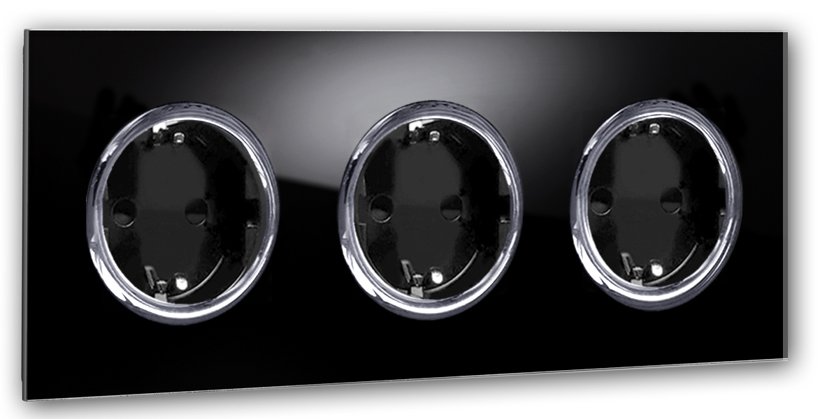 Design socket outlet in glass look. MAXIM