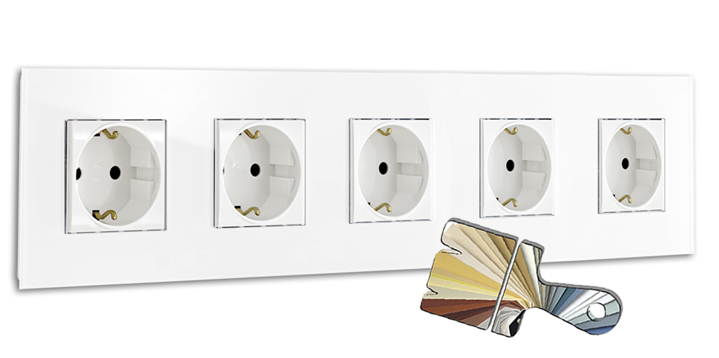 Steckdose in RAL Wunschfarbe. MAXIM