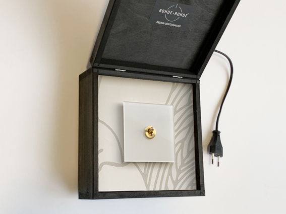 Muster  -  Retroschalter CAMBRIDGE  Glas-Optik Musterbox - Leihgabe zur Ansicht