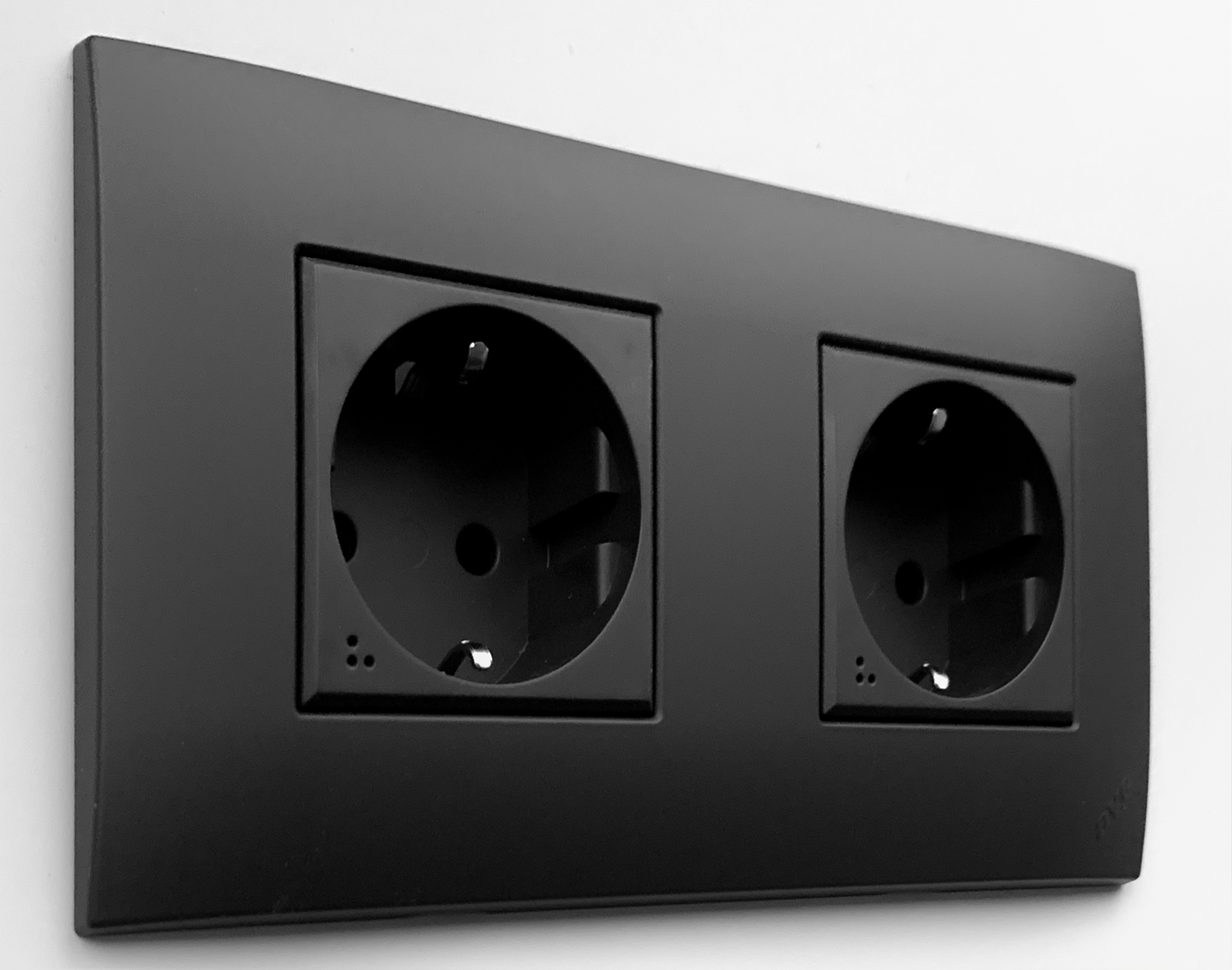 AVE Steckdose YOUNG 2-fach Graphit-Schwarz Matt.